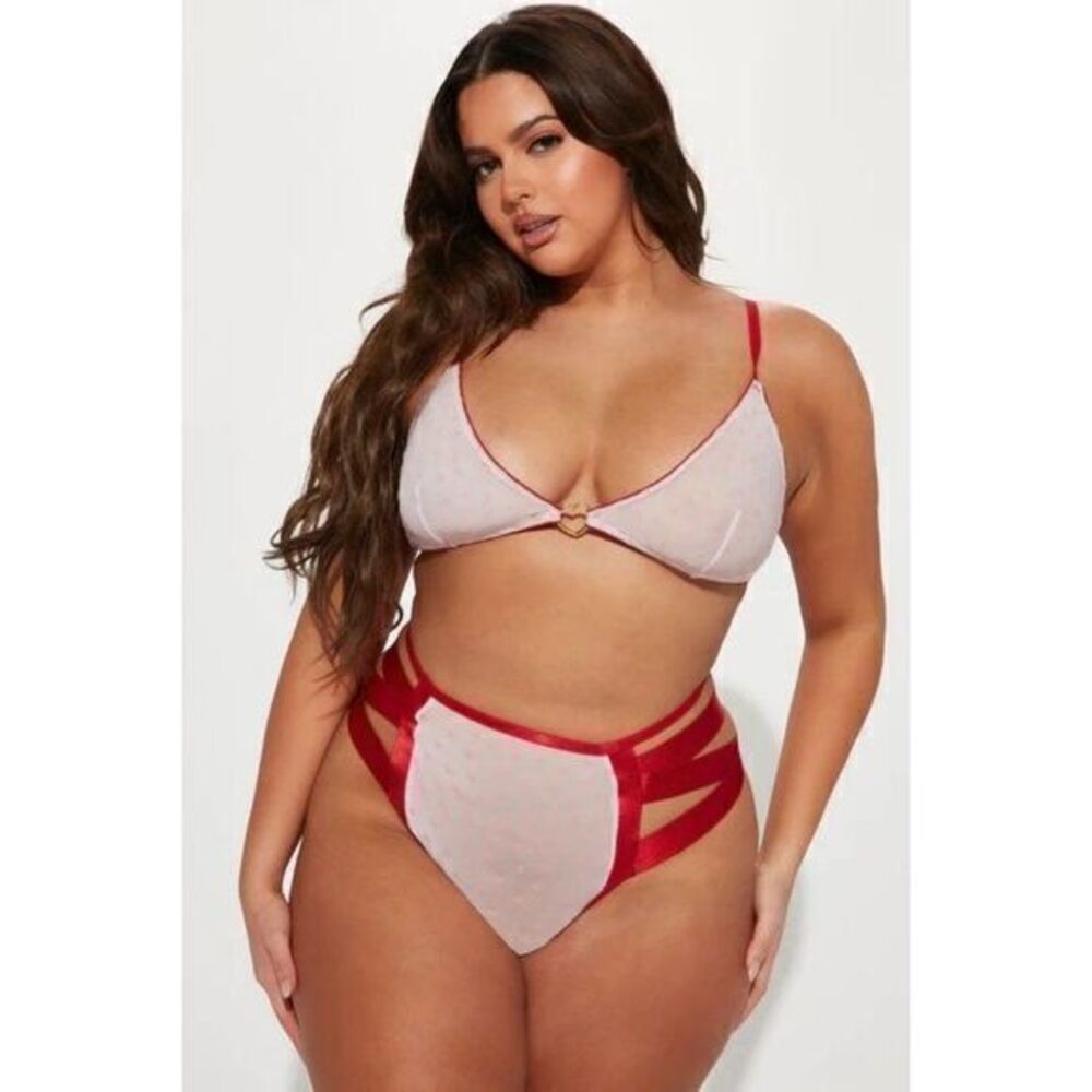 Heart Eyes 2 Piece Mesh Set - Pink‎ Size 1X/2X RefFNB